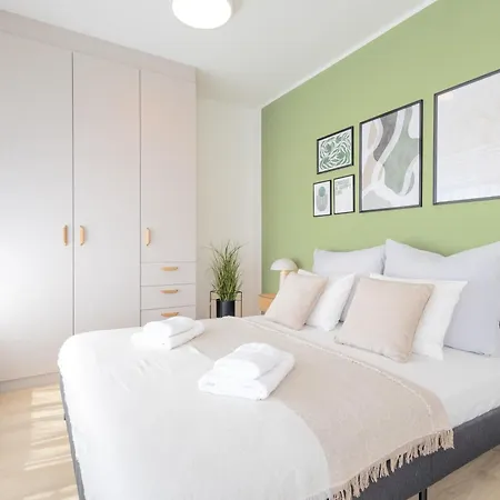 Bright 2Br - 7Th Floor, Balcony, Free Parking By Gravity Prague Apartment Exterior photo